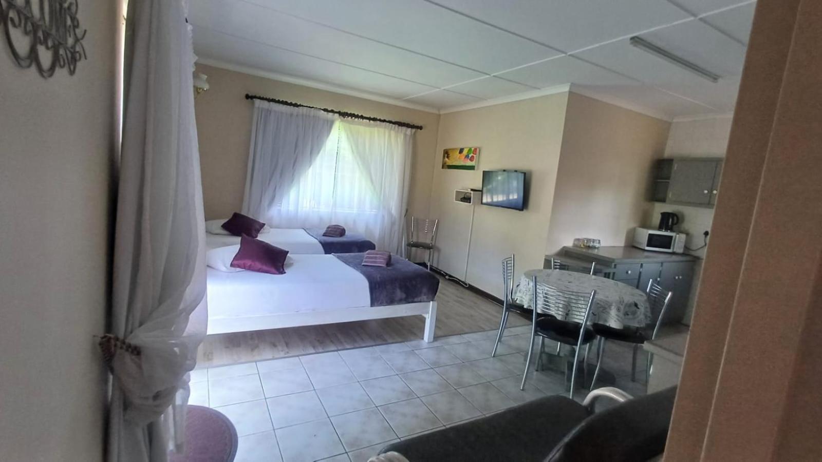 Ceelee'S Place Bloemfontein Exterior photo