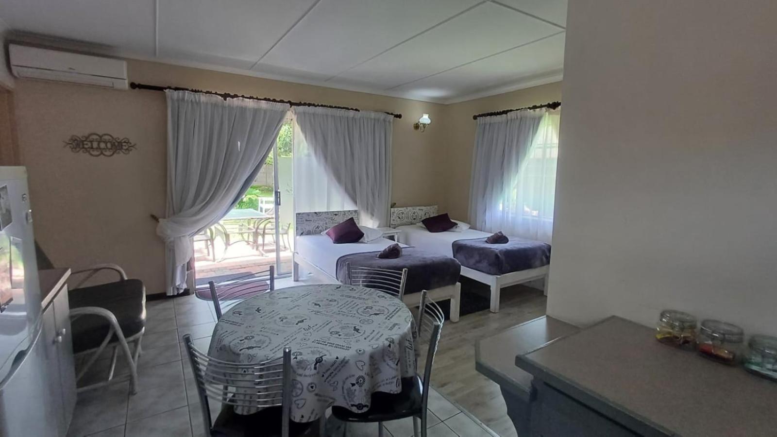 Ceelee'S Place Bloemfontein Exterior photo